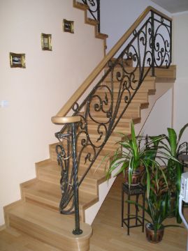 Balustrady kute